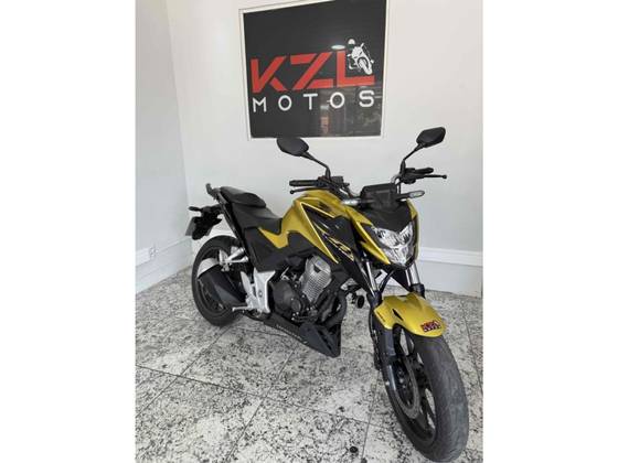 HONDA CB 300F TWISTER ABS HONDA CB 300F TWISTER ABS